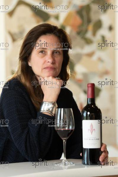 France, Gironde, Saint-Etienne-de-Lisse, Caroline Teycheney, Château Fleur de Lisse, Vignobles Jade, Saint-Emilion Grand Cru, Vignoble Bordelais (220427_Cephas_7.jpg)