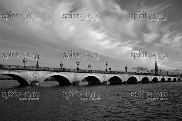 Pont de Pierre-Bordeaux (AB_00009.jpg)