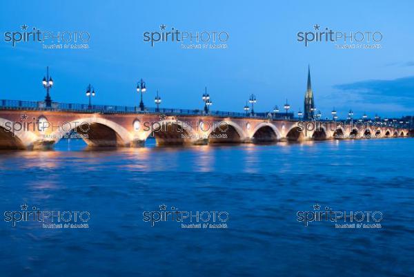 Pont de Pierre-Bordeaux (AB_00010.jpg)