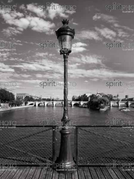 Pont des Arts-Paris (AB_00149.jpg)