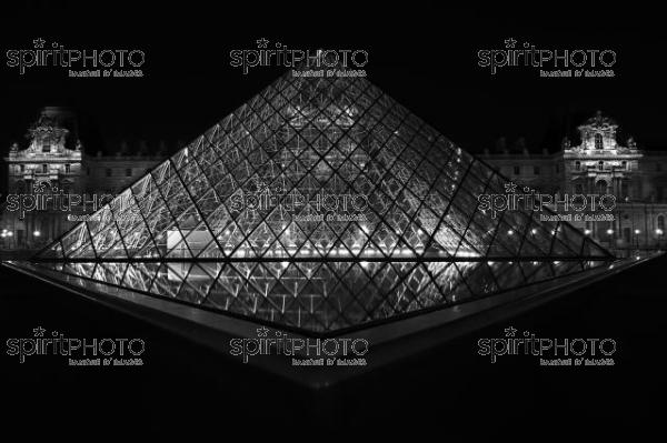 Le Louvre (AB_00153.jpg)