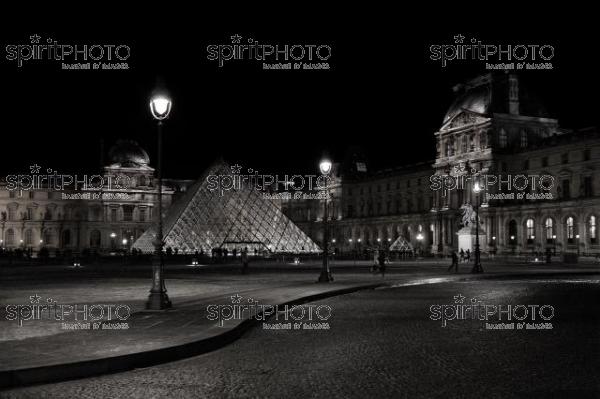 Le Louvre (AB_00159.jpg)