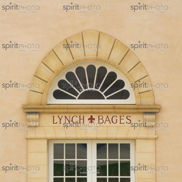 FRANCE, GIRONDE, PAUILLAC, CHATEAU LYNCH-BAGES, ARCHITECTE AMÉRICAIN CHIEN CHUNG PEI, GRAND CRU CLASSE PAUILLAC, MEDOC, VIGNOBLE BORDELAIS (Cephas_220413_7.jpg)
