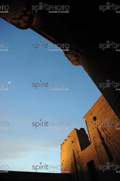 Egypte-Temple de Philae (JBNADEAU_00774.jpg)