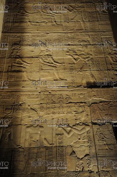 Egypte-Temple de Philae (JBNADEAU_00785.jpg)