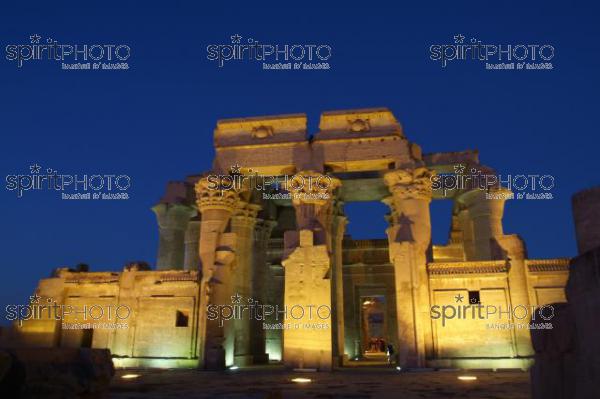 Egypte-Temple de Kom-Ombo (JBNADEAU_00855.jpg)