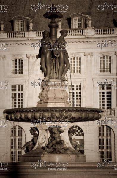 Place de la Bourse - Bordeaux (JBNADEAU_01177.jpg)