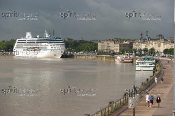 Bateau de Croisire - Bordeaux (JBNADEAU_01429.jpg)