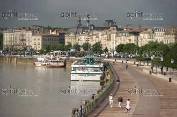 Bateaux de Croisire - Bordeaux (JBNADEAU_01430.jpg)