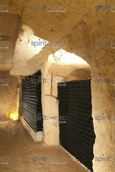 Cave  vin souterraine (JBN_03665.jpg)