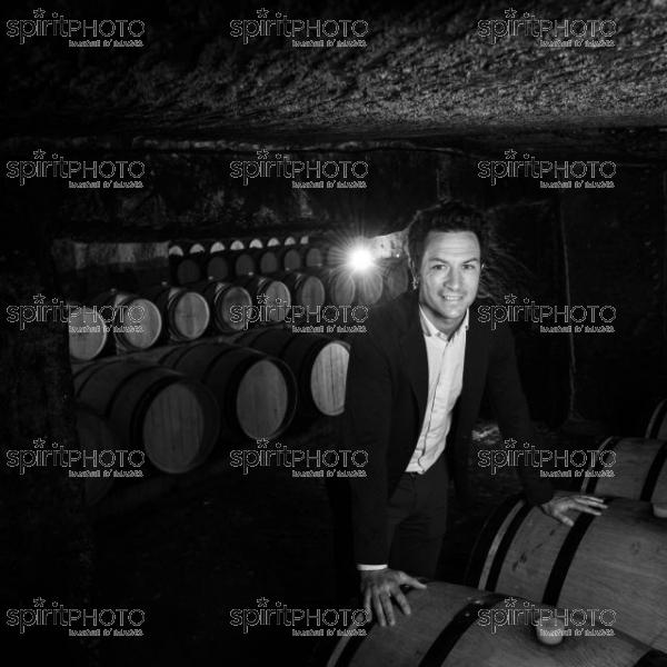 GIRONDE (33), SAINT-EMILION, PORTRAIT DE MATHIEU CUVELIER, CHATEAU CLOS FOURTET, AOC SAINT-ÉMILION GRAND CRU, CLASSÉ PREMIER GRAND CRU CLASSÉ B, VIGNOBLE BORDELAIS // FRANCE, GIRONDE (33), SAINT-EMILION, PORTRAIT OF MATHIEU CUVELIER, CHATEAU CLOS FOURTET, AOC SAINT-EMILION GRAND CRU, CLASS PREMIER GRAND CRU CLASS B, BORDEAUX VINEYARD (JBN_4462-2.jpg)