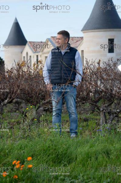 GIRONDE (33), SAINT-ESTEPHE, PORTRAIT DE PASCAL FRICARD CHÂTEAU TOUR SAINT FORT, AOC MEDOC, SAINT-ESTEPHE, VIGNOBLE BORDELAIS // FRANCE, GIRONDE (33), SAINT-ESTEPHE, PORTRAIT OF PASCAL FRICARD CHÂTEAU TOUR SAINT FORT, AOC MEDOC, SAINT-ESTEPHE, BORDEAUX VINEYARD (JBN_4562.jpg)